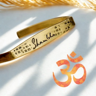 ISHA Shambho Armband mit ISHA Mantra