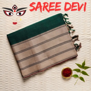 Mitternachtsgrün und Creme Geweihte Sari Baumwolle Devi LARGE Geweihte Sari Baumwolle Devi GROSS