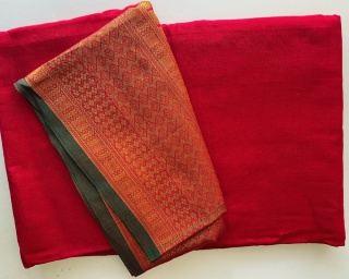 Feurige rote und goldene Baumwolle energetisierter Sari Sari Baumwolle Devi LARGE